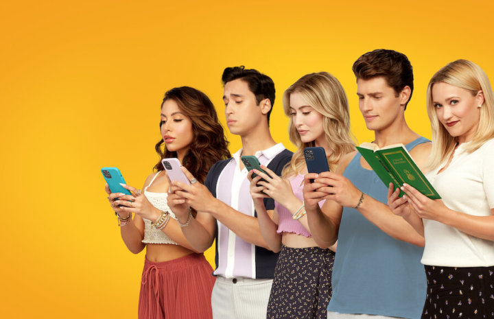 Guys engaged in phone